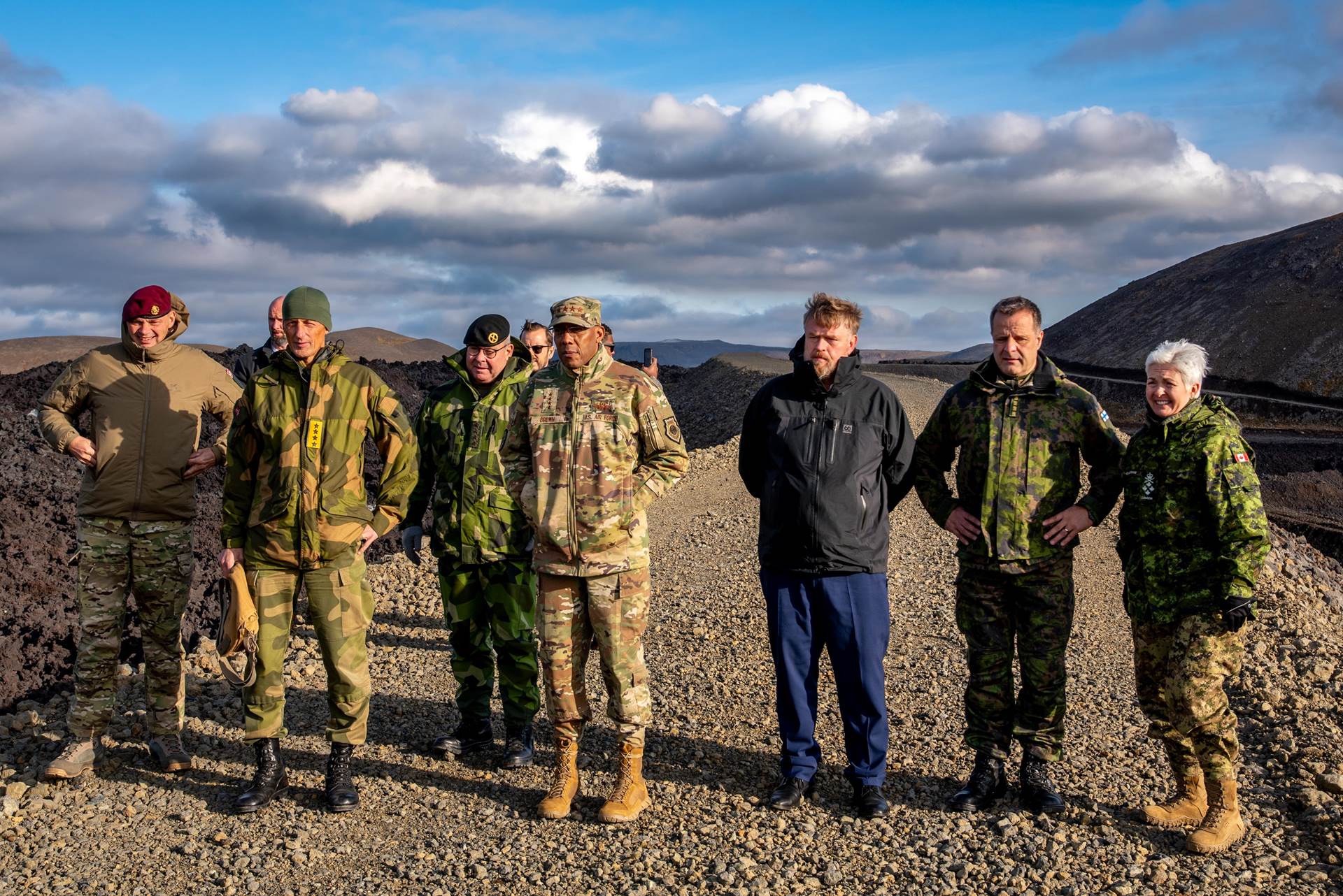 Chiefs of Defence of Iceland, Canada, Denmark, Norway, Finland, Sweden and the United States. - mynd