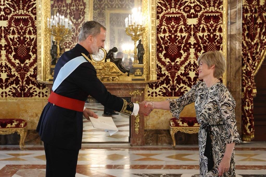 Felipe VI. Spánarkonungur og Unnur Orradóttir Ramette, sendiherra Íslands á Spáni - mynd